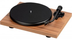 musical-hall-mmf-mark1-walnut